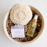 Give the gift of self-care, while doing good for the planet. The Poderosa Gift basket offers a curated selection of best selling, low-waste products from Latina-owned brands, exclusively available at VOLVERde. Includes an agave body sponge that provides gentle, plant-based exfoliation, an Amahu handcrafted soap bar and Sanara Skincare Rosehip Seed Body Oil in handcrafted, artisanal gift basket. Thoughtful, sustainable gifting made easy.